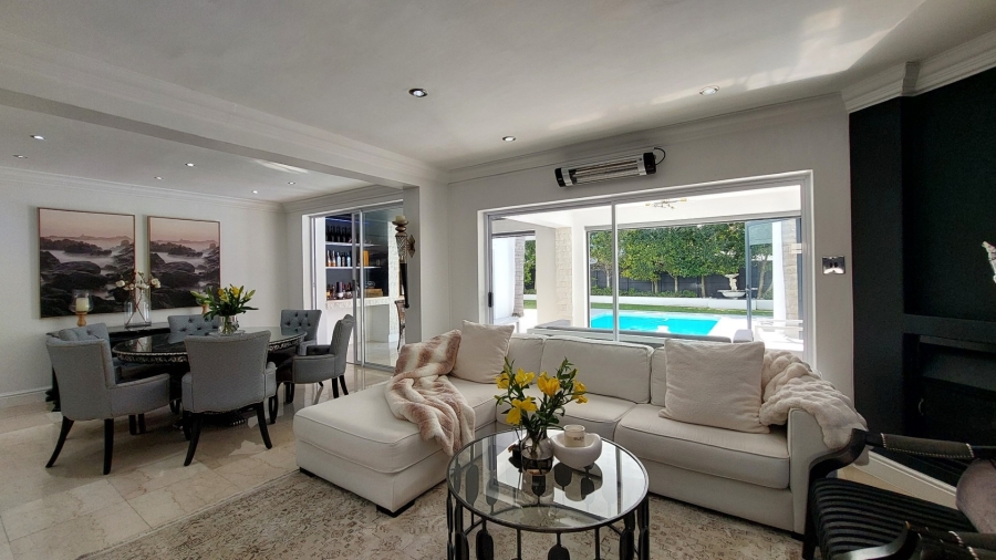 5 Bedroom Property for Sale in Sunset Beach Western Cape